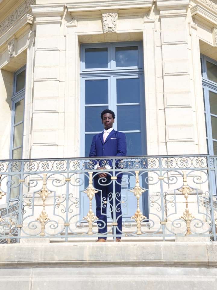 Mikey Ruffin in suit